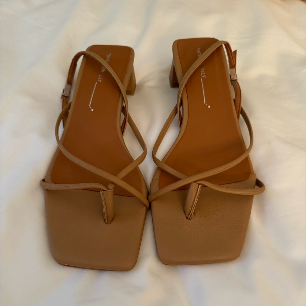 Intentionally Blank tan sandals from Madewell size 38.Excellent condition.